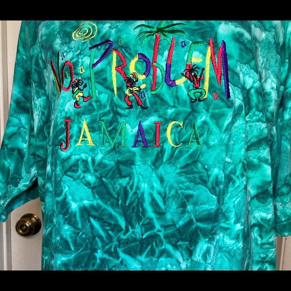 Tie-dye Jamaican shirt - Picture 2 of 5